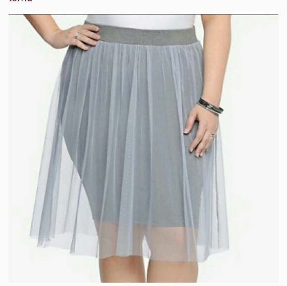 Torrid Tulle Overlay Skirt - Picture 3 of 3
